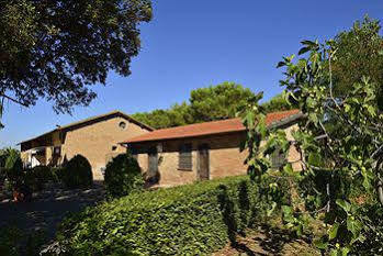 Fattoria San Lorenzo Hotel Grosseto Exterior photo